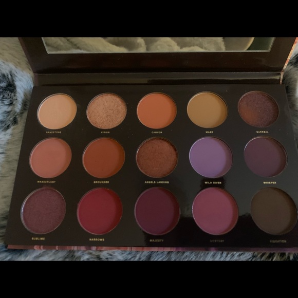 HIPDOT - 15 pan palette in a variety of colors. - Picture 6 of 7